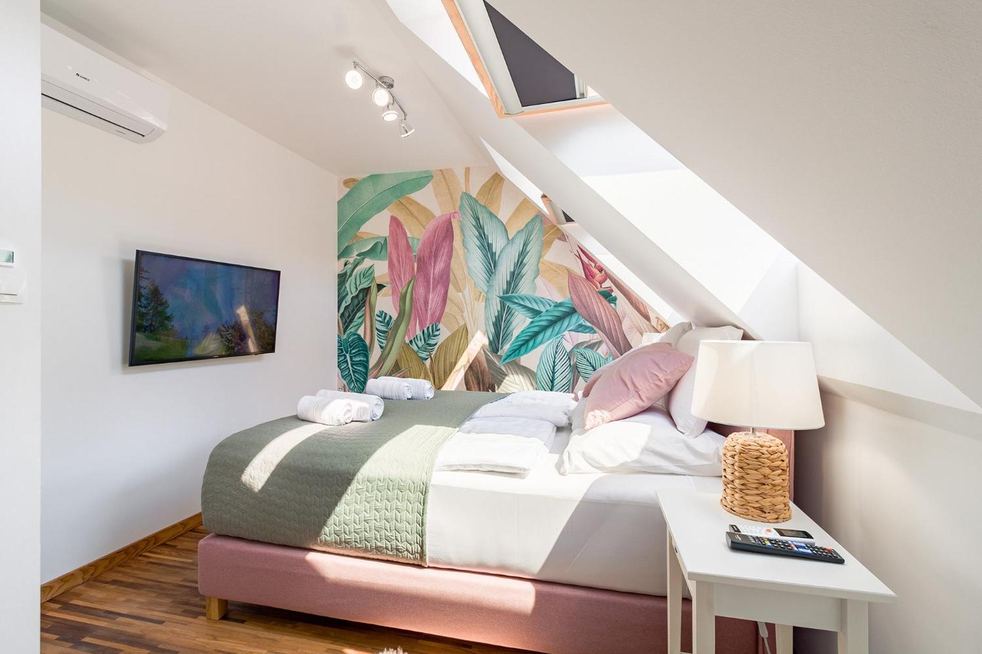 Monbuhim Twin Apartment Veszprem Ngoại thất bức ảnh