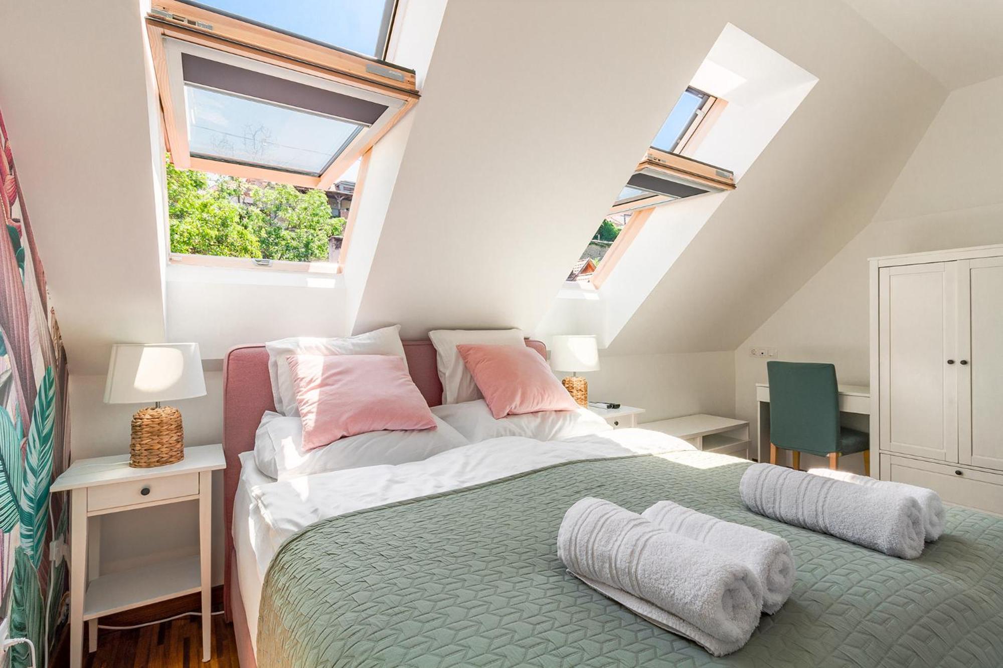 Monbuhim Twin Apartment Veszprem Ngoại thất bức ảnh